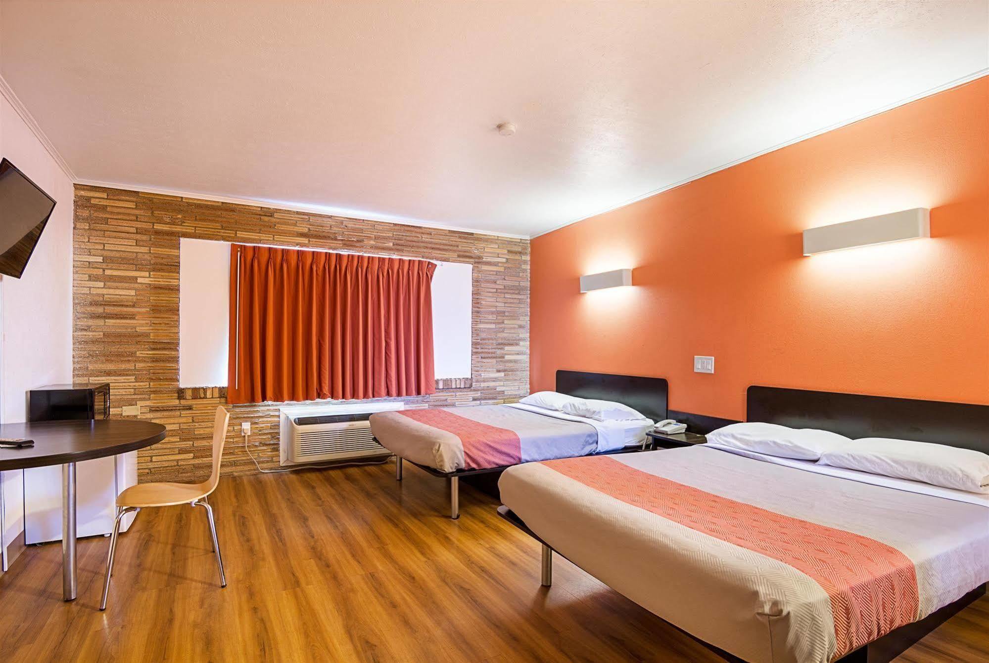 Motel 6 Hobbs Exterior foto